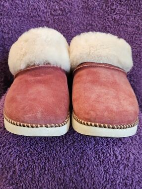 OluKai Pink and Cream Shearling-Lined Slip